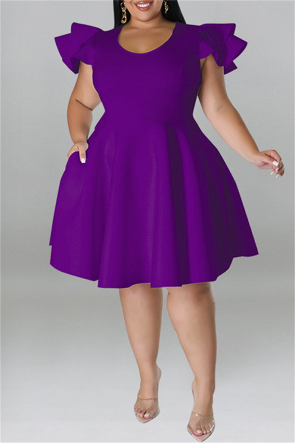 Фиолетовое модное повседневное однотонное лоскутное платье с круглым вырезом и коротким рукавом Платья больших размеров