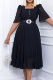 Черные элегантные однотонные платья в стиле пэчворк с поясом и квадратным воротником