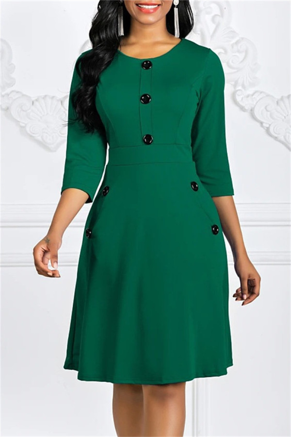 Vestidos casuais de retalhos sólidos moda verde com decote em linha