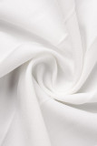 Weiße, elegante, solide Patchwork-Falte mit geradem V-Ausschnitt
