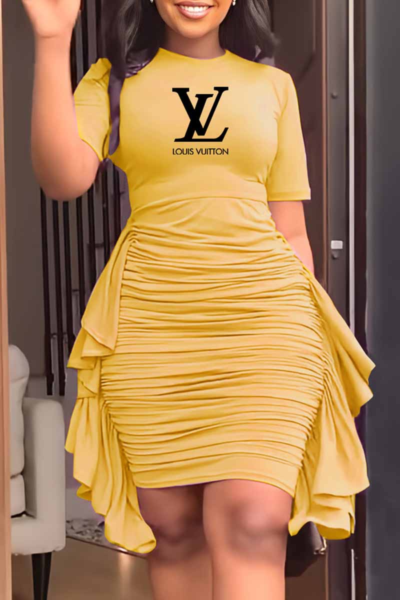 

Yellow Fashion Celebrities Letter Fold Asymmetrical O Neck One Step Skirt Dresses