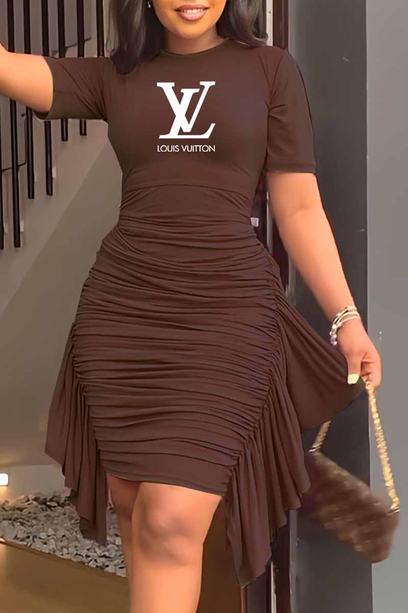 

Brown Fashion Celebrities Letter Fold Asymmetrical O Neck One Step Skirt Dresses