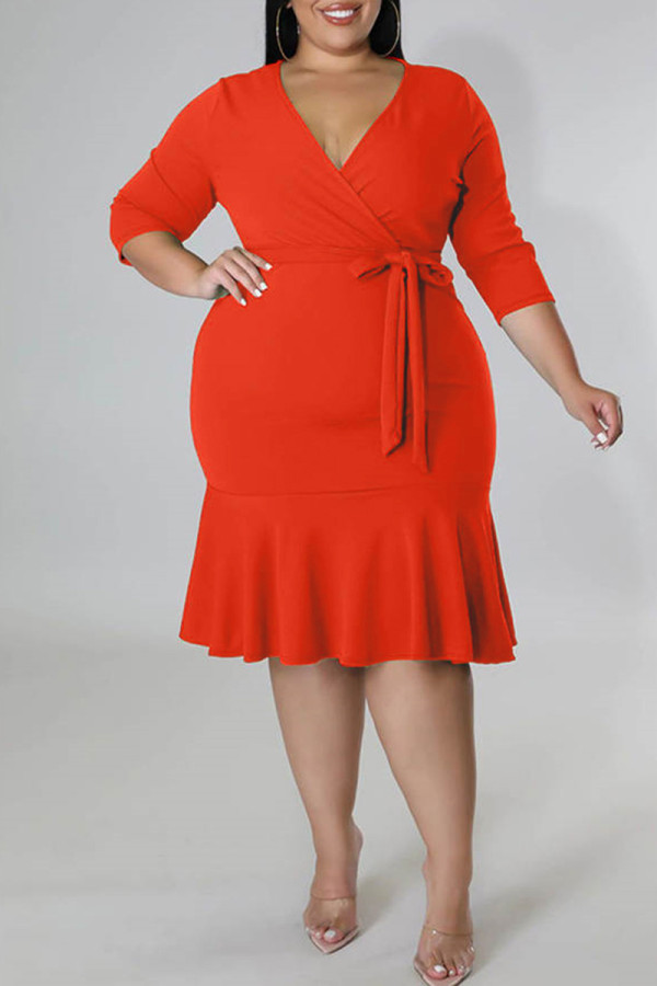 Rojo Moda Casual Sólido Vendaje Patchwork Cuello en V Falda envuelta Vestidos de talla grande