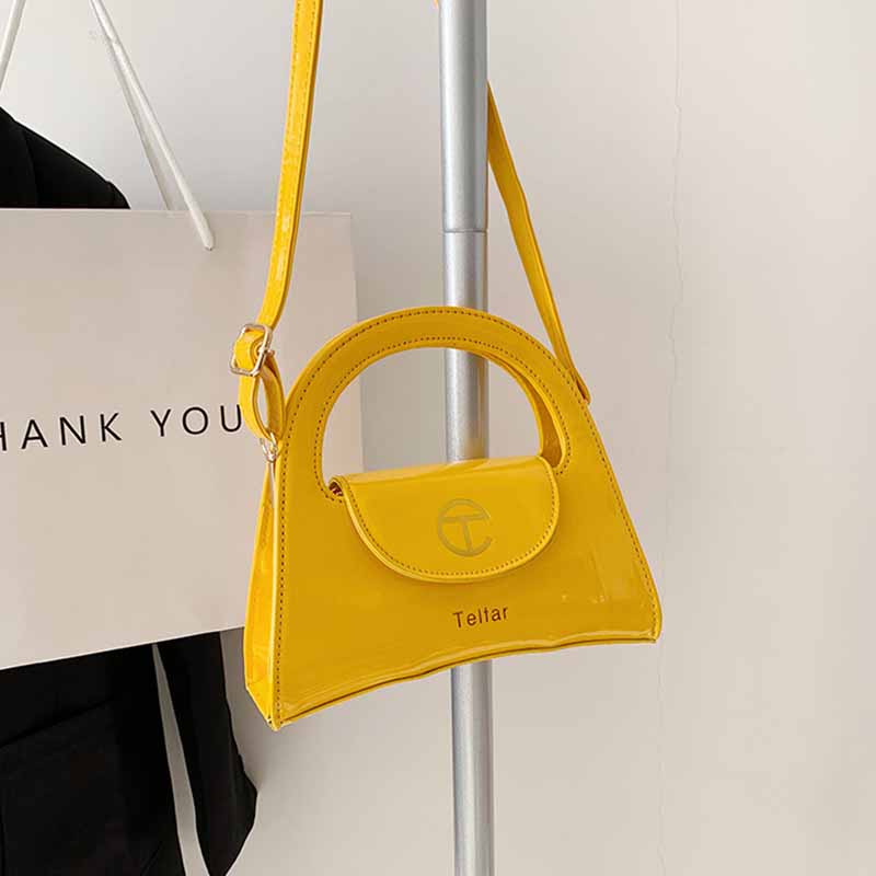 

Yellow Fashion Simplicity Letter Patchwork Bags
