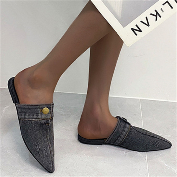 Scarpe comode a punta con patchwork casual alla moda nera