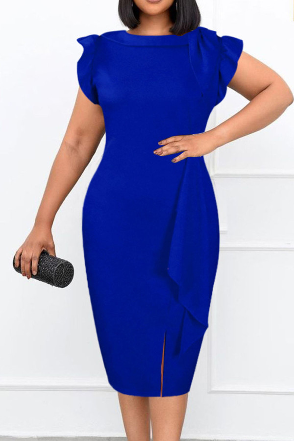 Синие повседневные однотонные платья в стиле пэчворк с оборками и разрезом с круглым вырезом