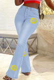 Blaue Patchwork-Jeans mit hoher Taille und lässigem Print