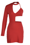 タートルネックペンシルスカートドレスの半分をくり抜いた赤いセクシーな固体