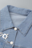 Blaue, modische, lässige Patchwork-Perlen mit Umlegekragen, halbe Ärmel, normale Jeansjacke