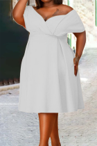 Vestidos de saia de bolo branco casual de patchwork sólido fora do ombro