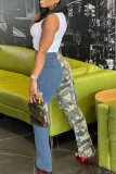 Blaue, lässige Camouflage-Print-Patchwork-Denim-Jeans mit mittlerer Taille und gerader Passform