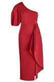 Célébrités rouges élégantes robes de soirée à col oblique asymétrique à volants en patchwork solide