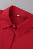 Gola de abertura assimétrica vermelha moda casual estampa carta sem manga duas peças