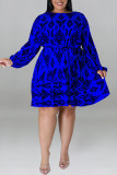 Светло-голубой повседневный принт Бинты Пэчворк с круглым вырезом Прямые платья больших размеров