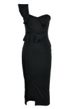 ローズレッドファッションセクシーなソリッドパッチワーク背中の開いたスリットワンショルダーノースリーブドレス