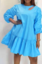Голубые повседневные однотонные платья-юбки с круглым вырезом и воланами