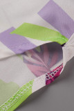 Tops de cuello vuelto con hebilla de patchwork con estampado de letras informales rosa y verde