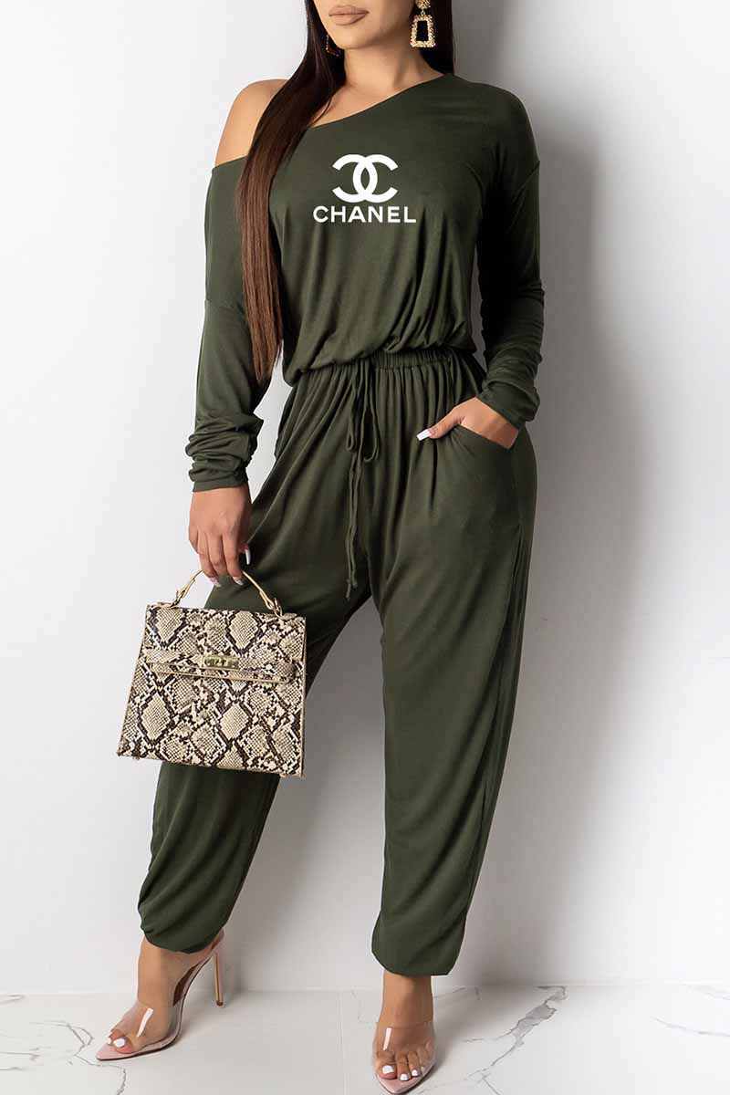 

Green Fashion Casual Print Letter Oblique Collar Jumpsuits