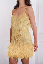 Vestido de tirantes con cuello en V de plumas de lentejuelas de patchwork sexy de moda dorada