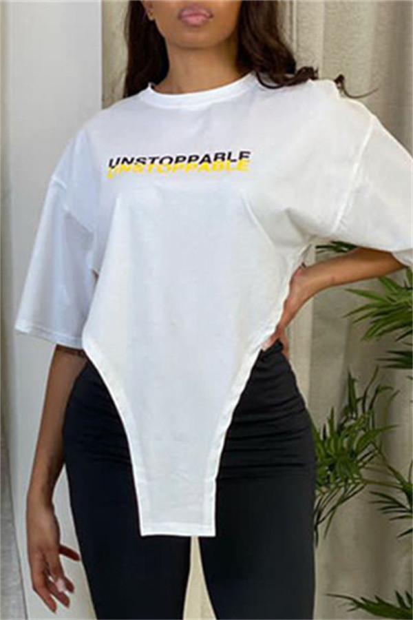Camisetas con cuello en O asimétricas con estampado de letras informales de moda blanca