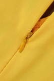 Macacão skinny amarelo sexy sólido vazado de malha com decote