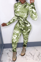 Macacão skinny verde sexy com estampa de camuflagem patchwork O decote