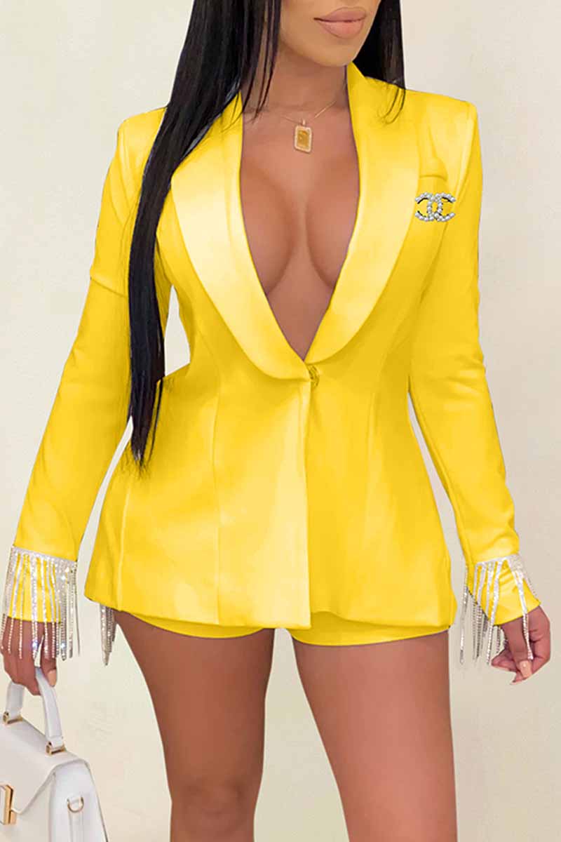 

Yellow Elegant Letter Tassel Turn-back Collar Long Sleeve Two Pieces