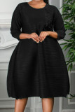 Svarta Casual Solid Patchwork Vik O-hals raka klänningar