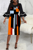 Многоцветная повседневная юбка-карандаш с воланами и круглым вырезом с принтом Платья