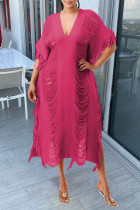Розово-красное сексуальное сплошное платье с кисточками и выдолбленным пэчворком с v-образным вырезом на пляже
