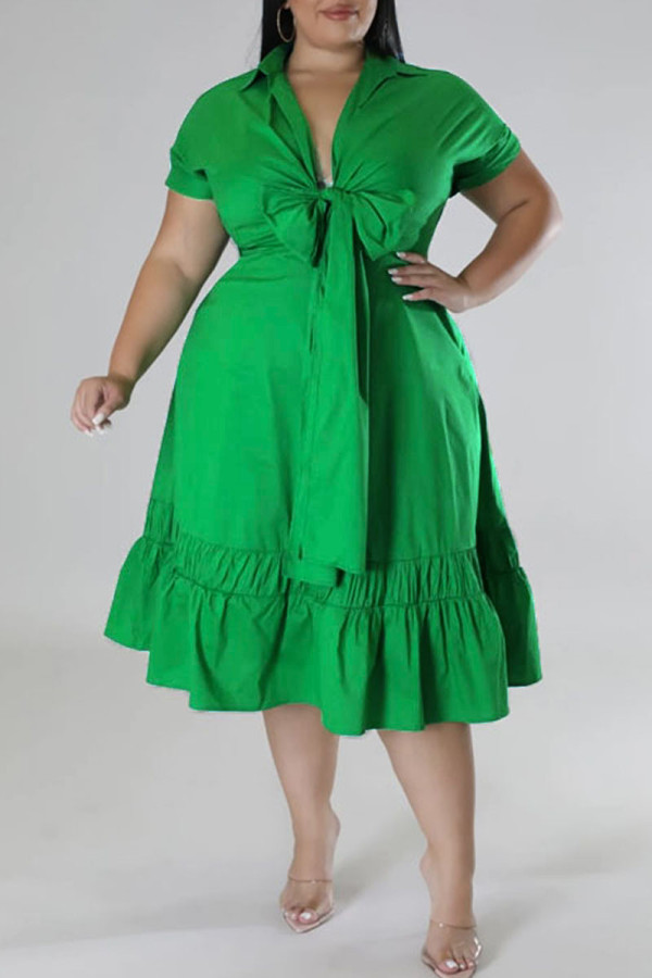 Pliegue de patchwork sólido casual verde con cuello en V arco una línea vestidos de talla grande