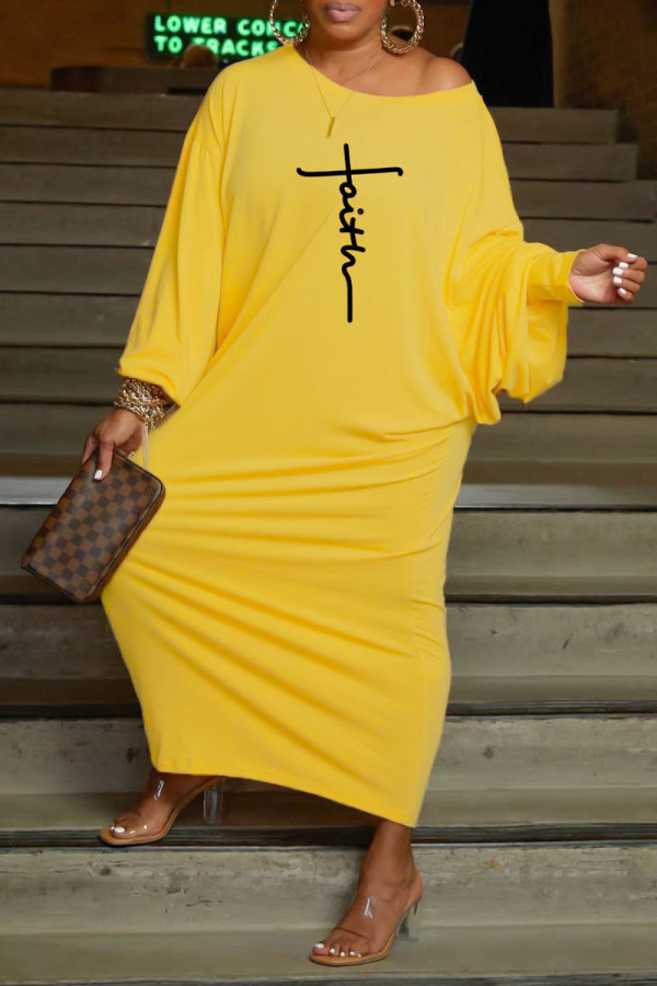 Желтые повседневные прямые платья с принтом в стиле пэчворк и косым воротником