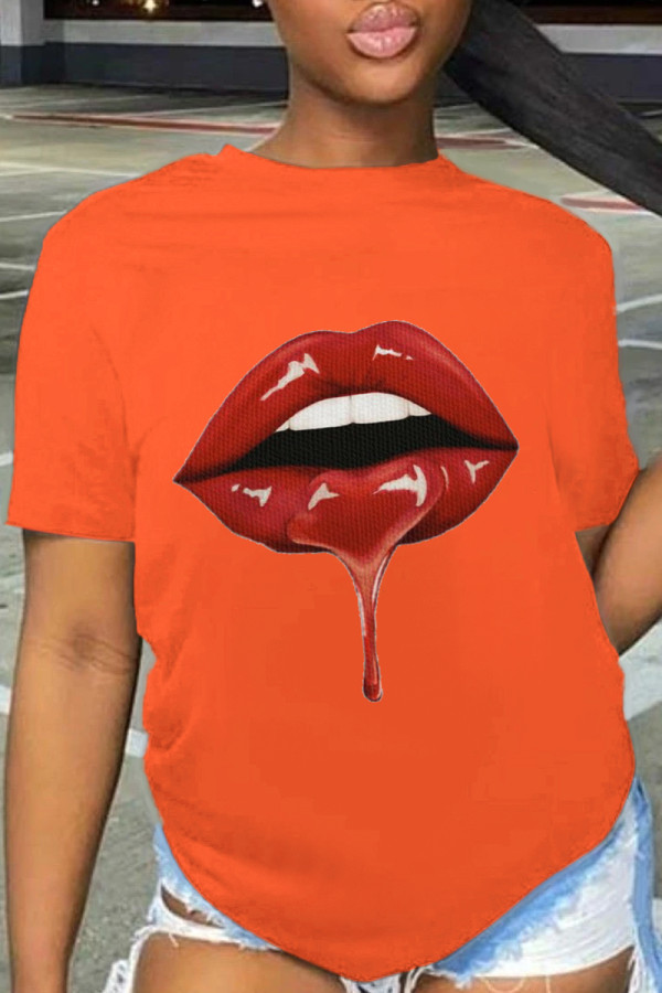 Оранжевые повседневные лоскутные футболки с круглым вырезом на каждый день с принтом губ