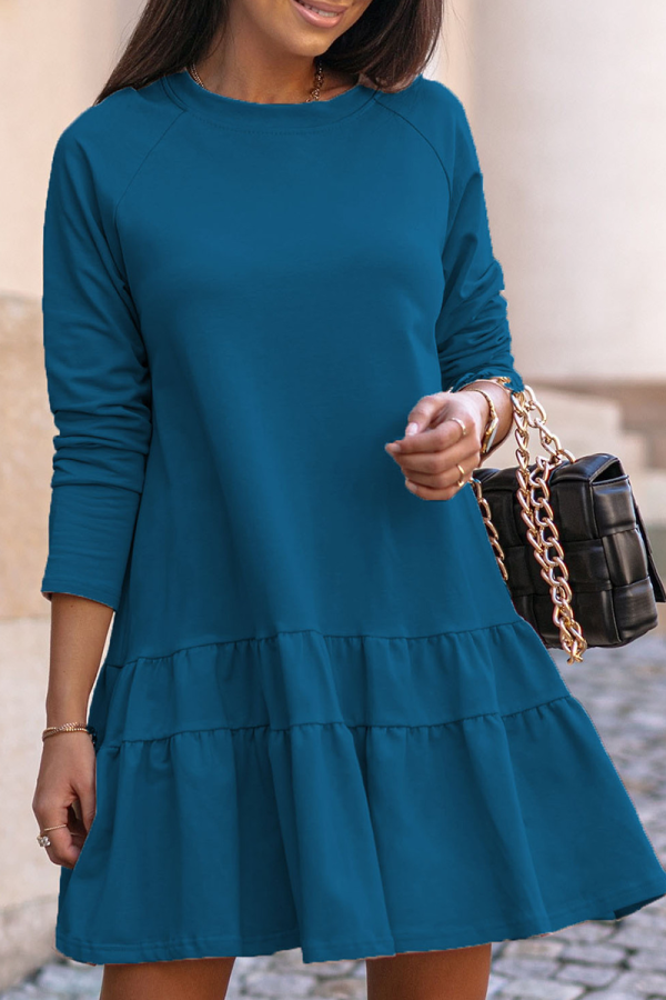 Синие повседневные однотонные платья в стиле пэчворк с круглым вырезом и юбкой-торт