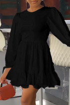 Черные повседневные однотонные лоскутные платья с круглым вырезом и длинными рукавами