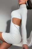 Weiße sexy solide ausgehöhlte Rollkragen-Bleistiftrock-Kleider