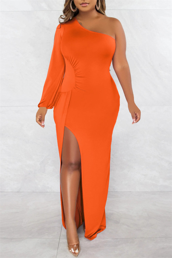 Orange Sexig formell solid rygglös slits sned krage långärmade klänningar