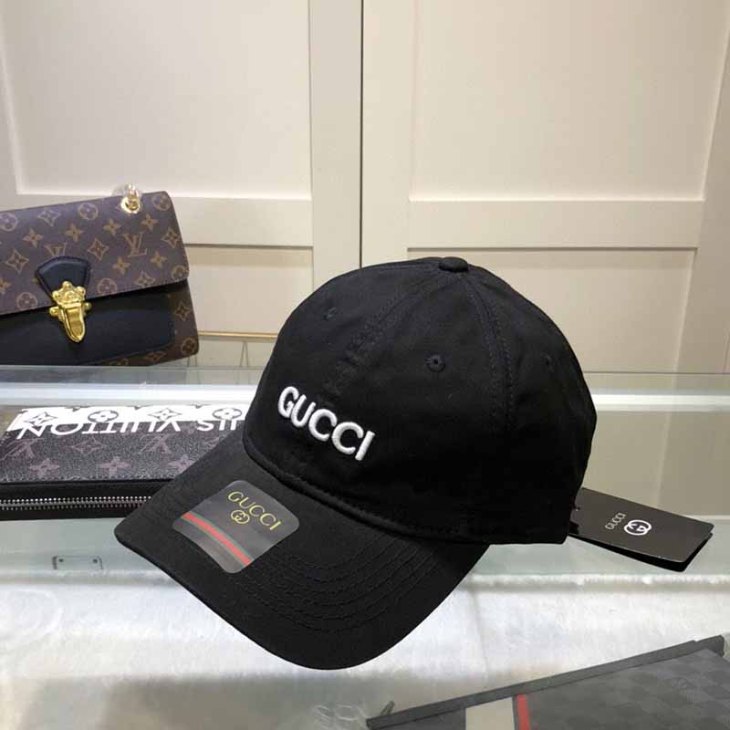 

Black And White Casual Letter Embroidered Hat