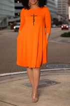 Vestidos de falda de pastel de cuello redondo de patchwork con estampado de calle naranja