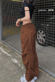 Pantaloni casual dritti in tinta unita a vita media allentati con tasca patchwork tinta unita marrone casual