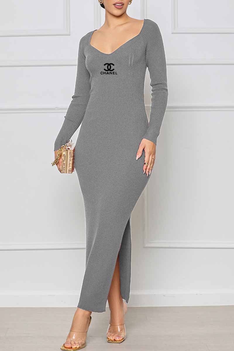 

Dark Gray Elegant Print Slit V Neck One Step Skirt Dresses