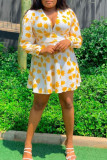 Желтые повседневные платья в стиле пэчворк с принтом и V-образным вырезом А-силуэта Платья больших размеров