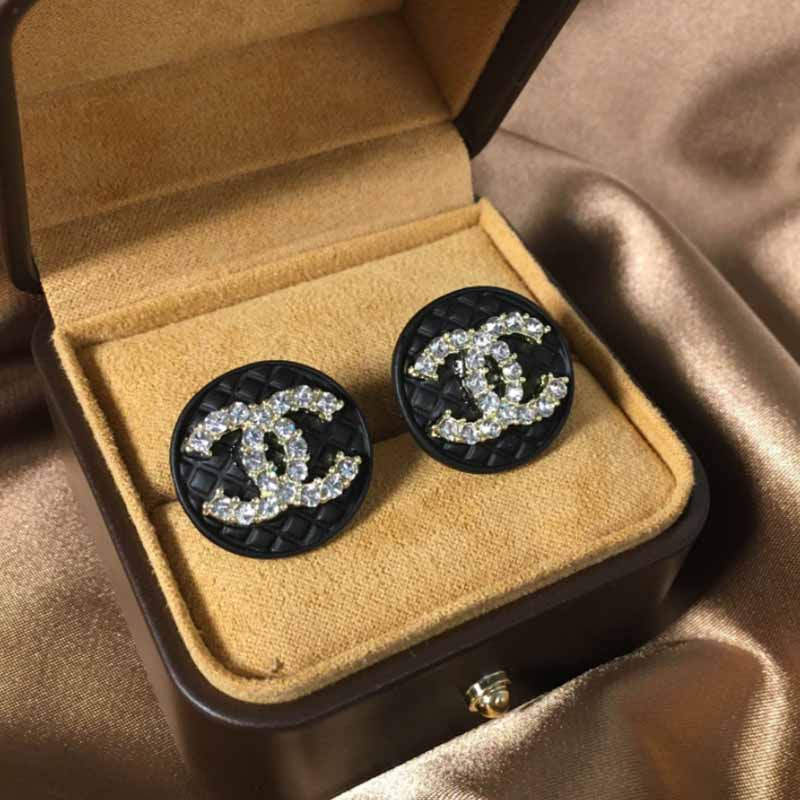 

Black Simplicity Geometric Hot Drill Earrings