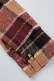 Prendas de abrigo informales con cuello vuelto y hebilla de retazos con estampado de cuadros escoceses rojo-marrón