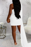 Blanco sexy sólido patchwork plumas asimétrico cuello oblicuo lápiz falda vestidos