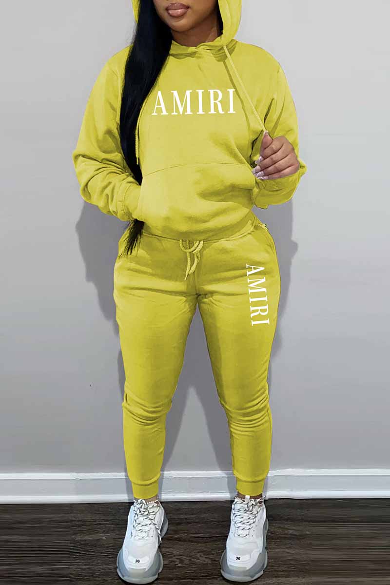 

Yellow Street Print Letter Hooded Collar Long Sleeve Two Pieces