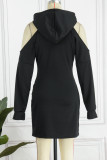 Платья-юбки-карандаш Black Street с однотонным вырезом и воротником-капюшоном