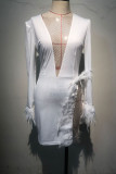 Blanco sexy sólido patchwork plumas transparentes o cuello lápiz falda vestidos