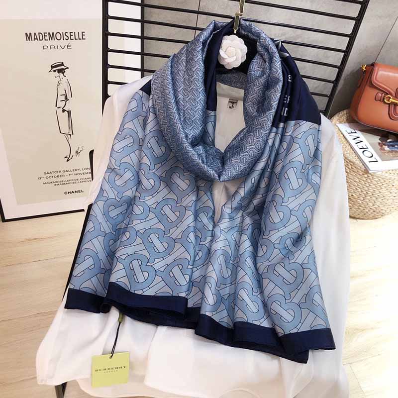 

Blue Elegant Letter Patchwork Scarf