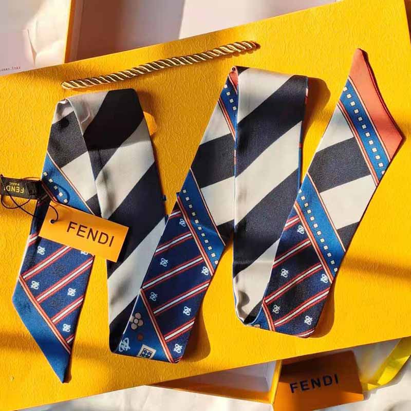 

Blue Street Print Patchwork Hair Band